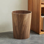 Trash Bin with Rotating Lid
