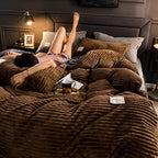 Duvet Cover Set | Soft Velvet & Warm | 3-Piece Set