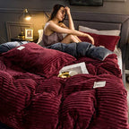 Duvet Cover Set | Soft Velvet & Warm | 3-Piece Set