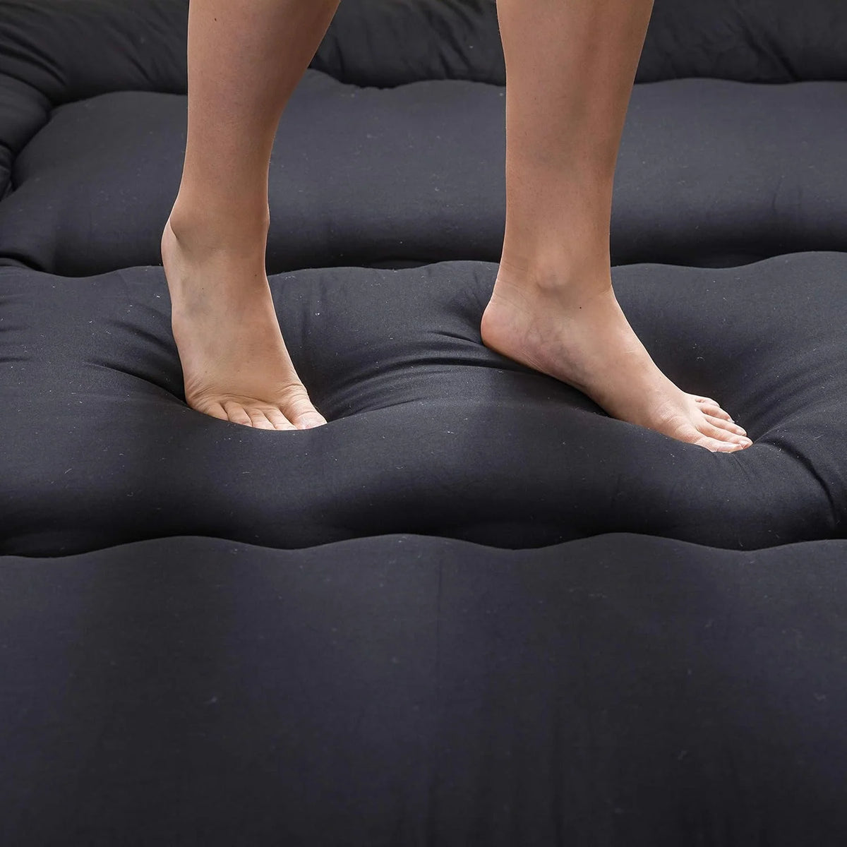 Japanese Floor Mattress | Quilted & Foldable | 3–4 Inches Thick