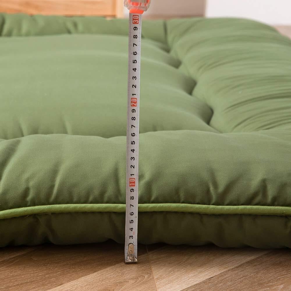 Japanese Floor Mattress | Quilted & Foldable | 3–4 Inches Thick