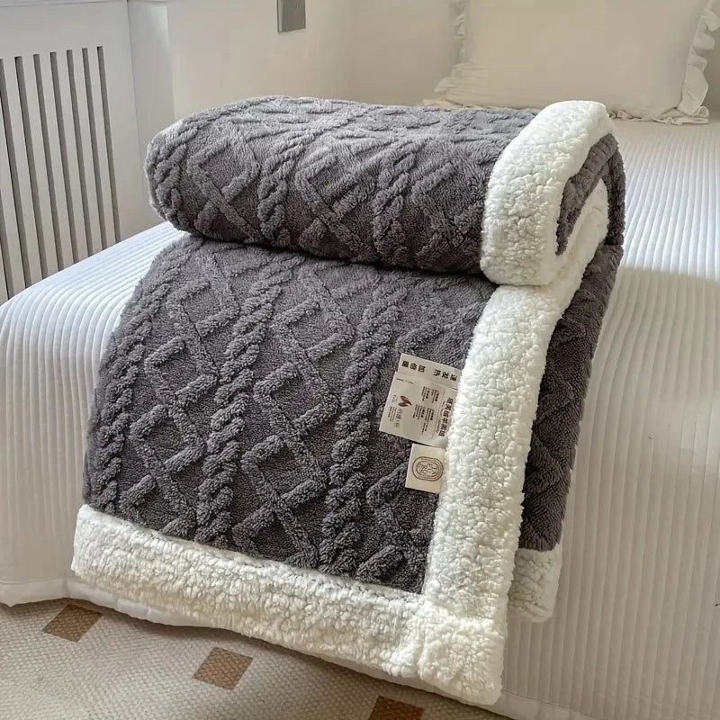 Throw Blanket | Reversible Plush Sherpa | 99 x 150 cm