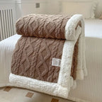 Throw Blanket | Reversible Plush Sherpa | 99 x 150 cm