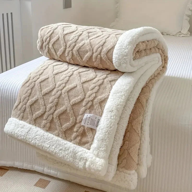 Throw Blanket | Reversible Plush Sherpa | 99 x 150 cm