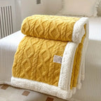 Throw Blanket | Reversible Plush Sherpa | 99 x 150 cm