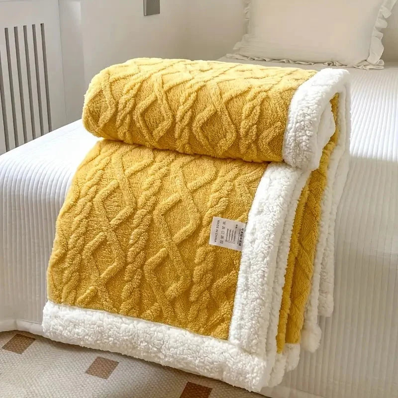 Throw Blanket | Reversible Plush Sherpa | 99 x 150 cm